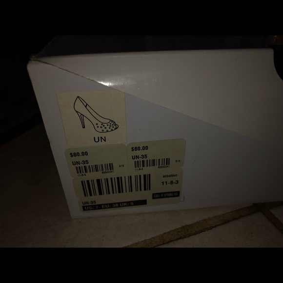 NIB Call It Spring Heels Size 7 - Picture 2 of 2